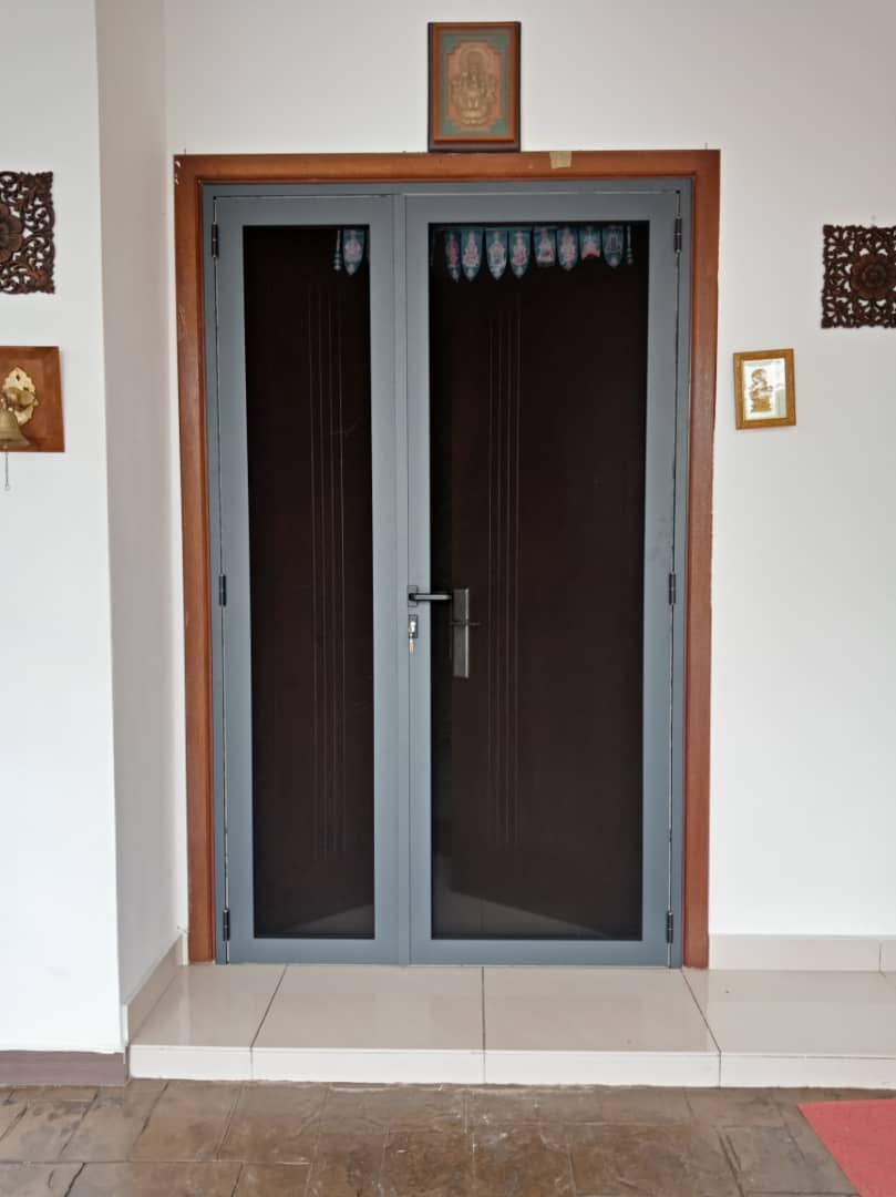 Swing Door Screens 1